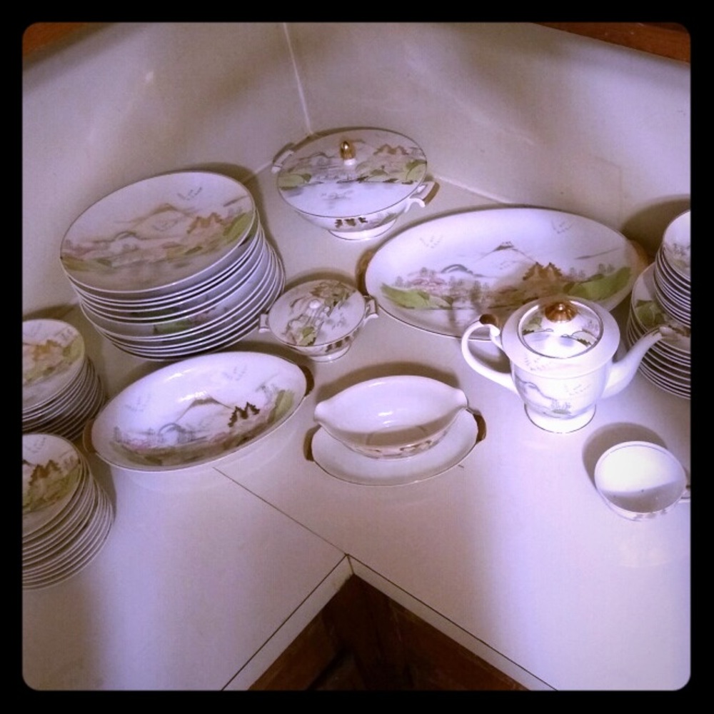 Kutani Japanese porcelain vintage set